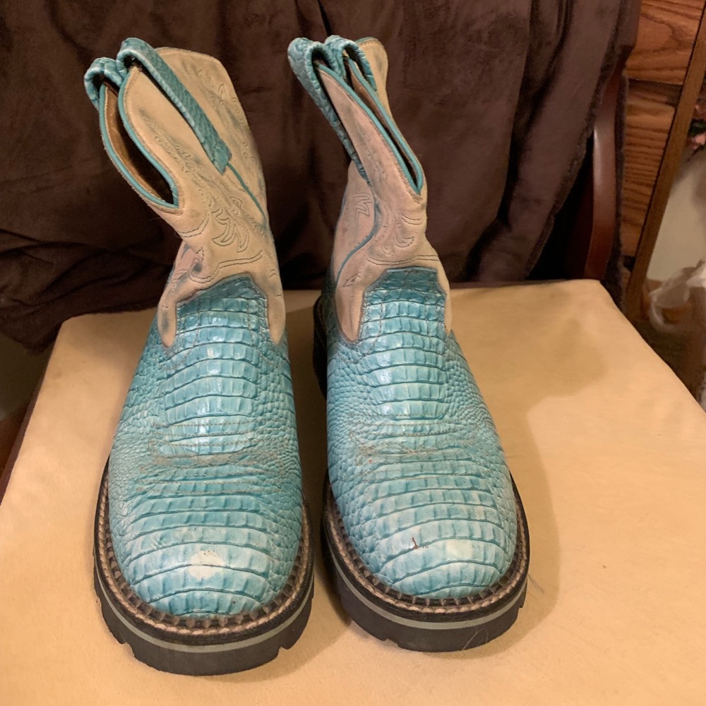 Ariat Turquoise boots